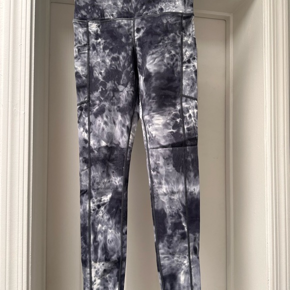 Zyia Storm Hendrix Leggings - Picture 2 of 3